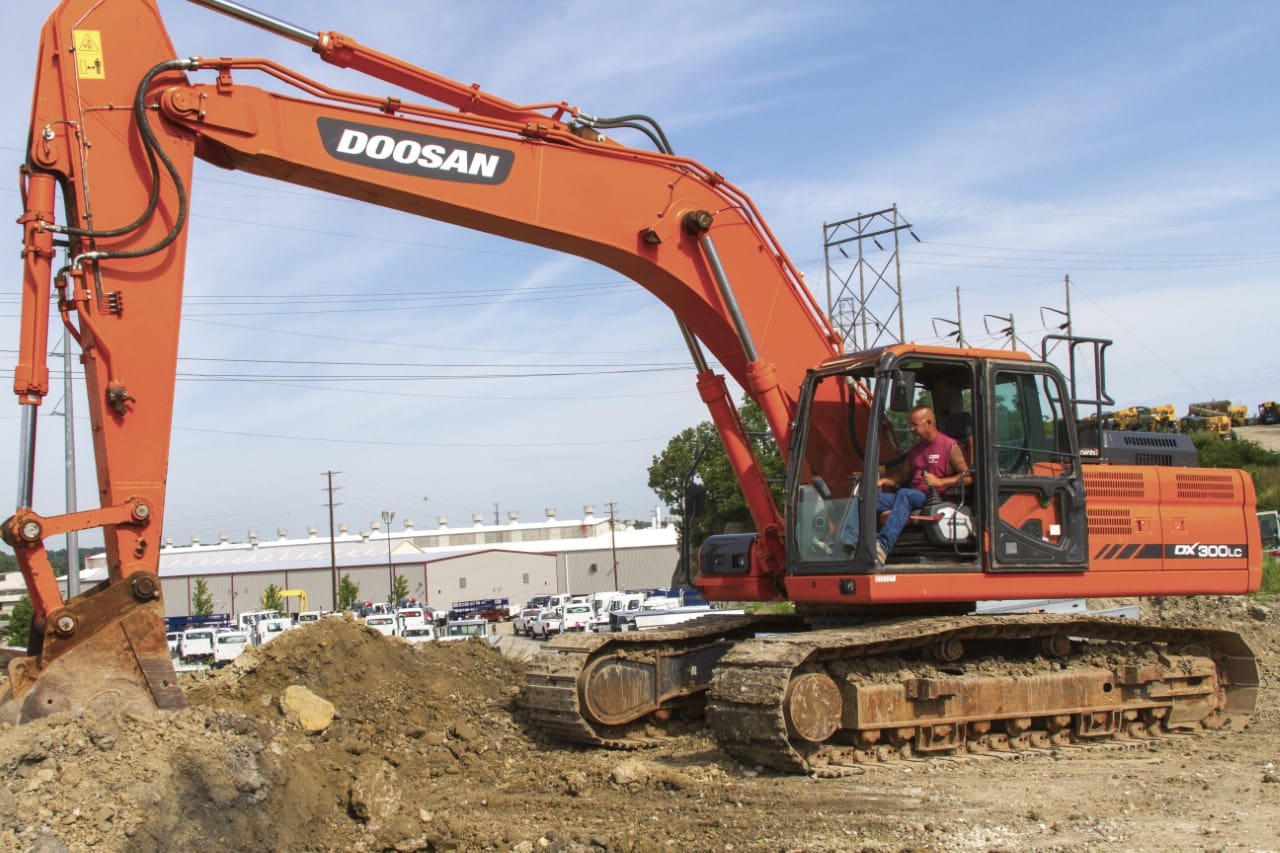 Doosan DX300LC Excavator