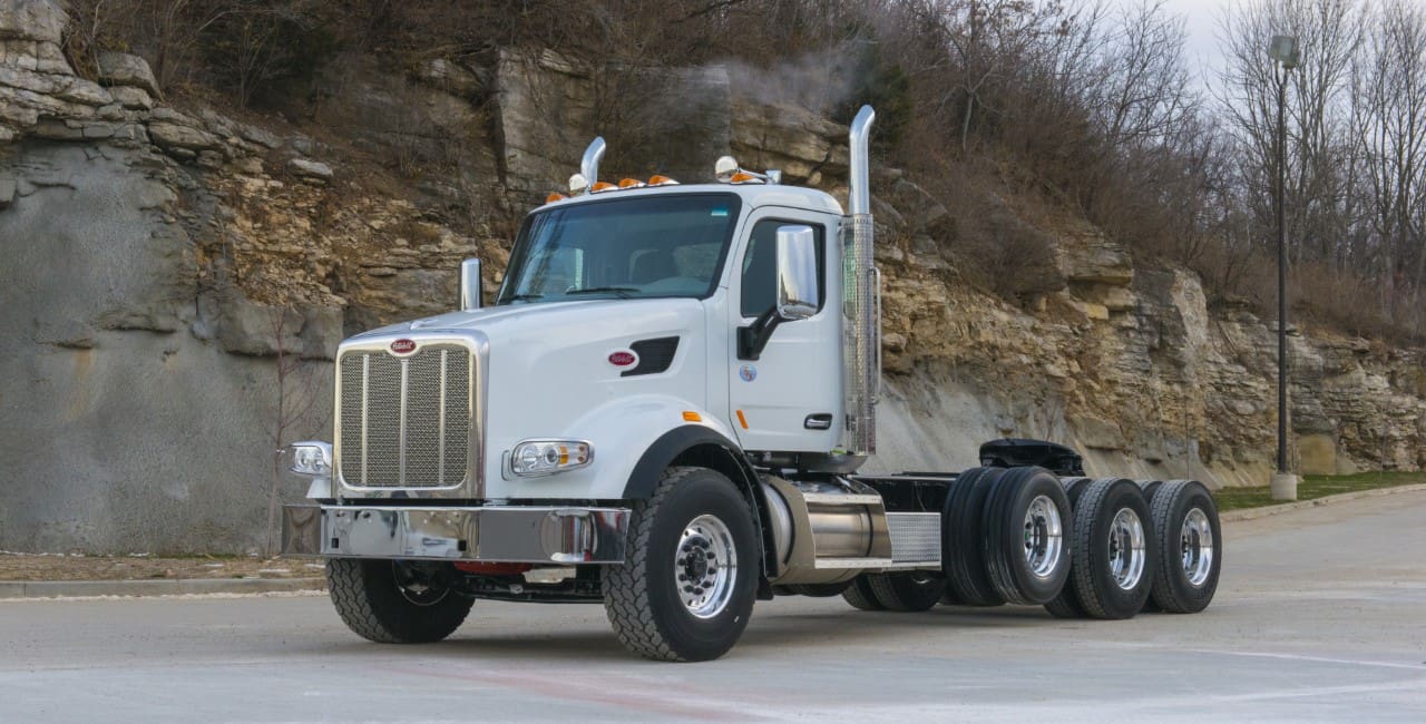 Heavy Haul Tractors