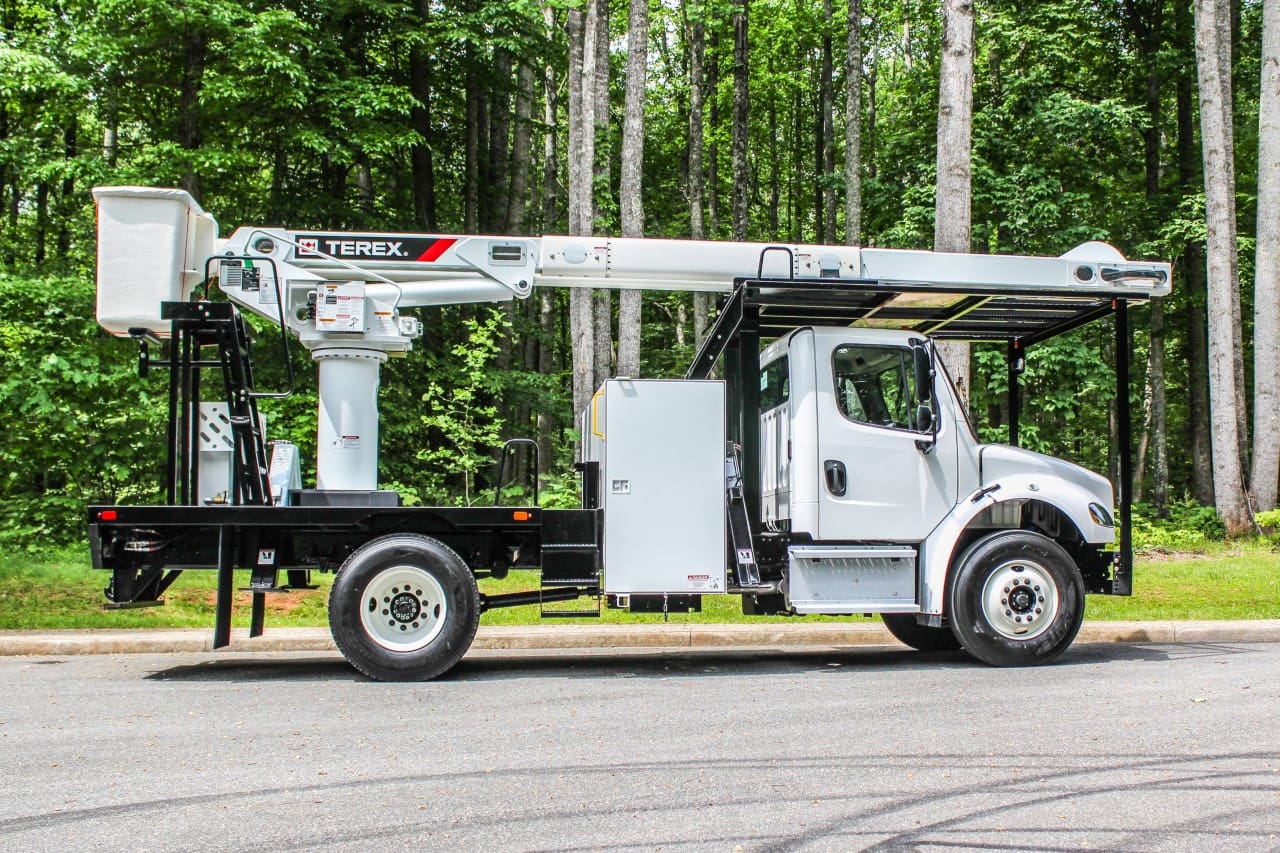 Terex XT Pro 60 Rear Mount Bucket Truck