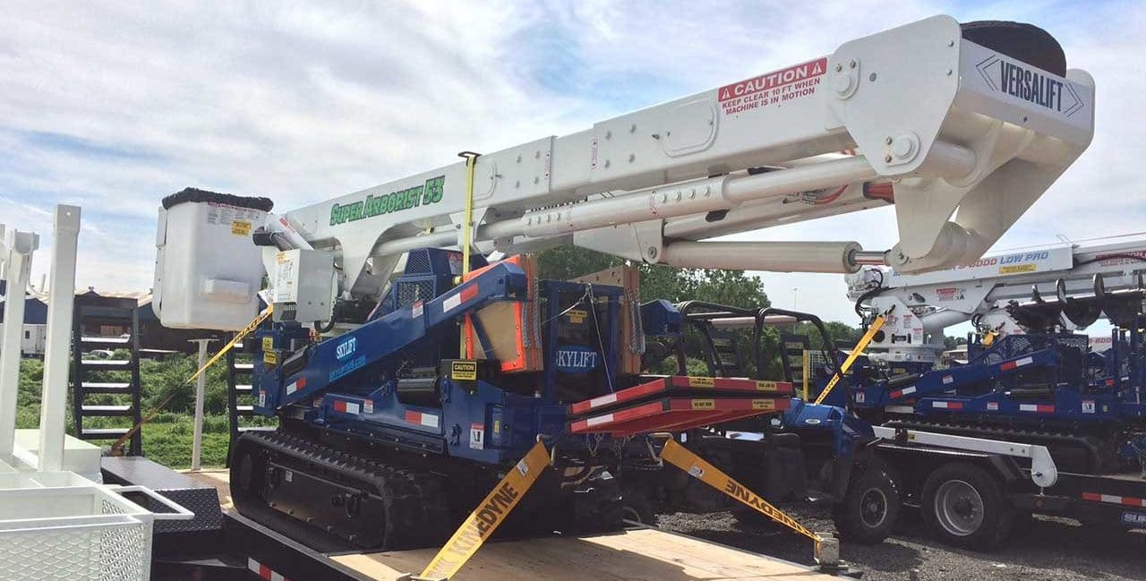 Skylift Mini Arborist Super 53 Backyard Bucket