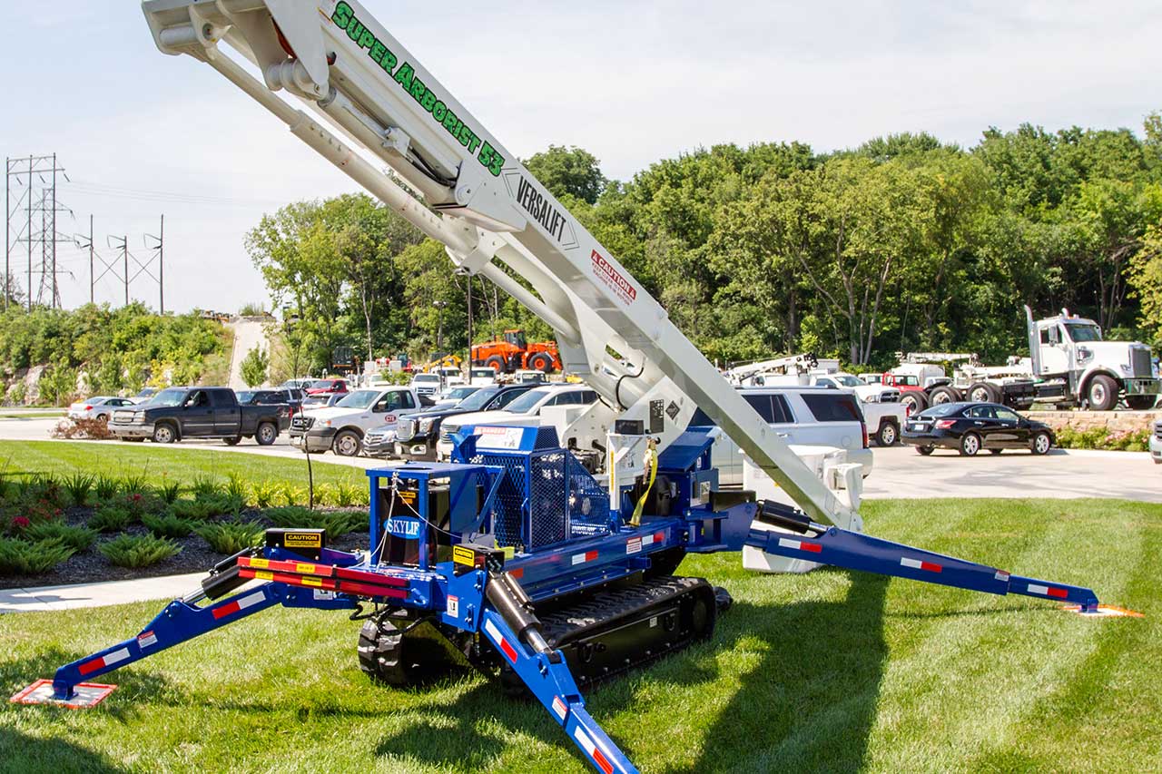 Skylift Mini Arborist Super 53 Backyard Bucket