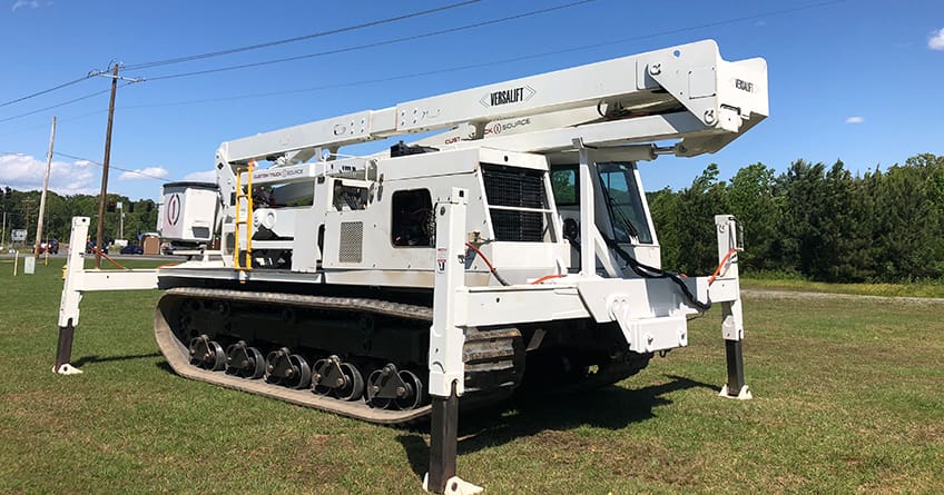 Versalift VST-9000-E100 Tracked Bucket Truck
