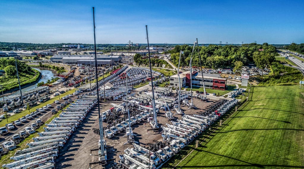 Kansas City, MO Custom Truck One Source