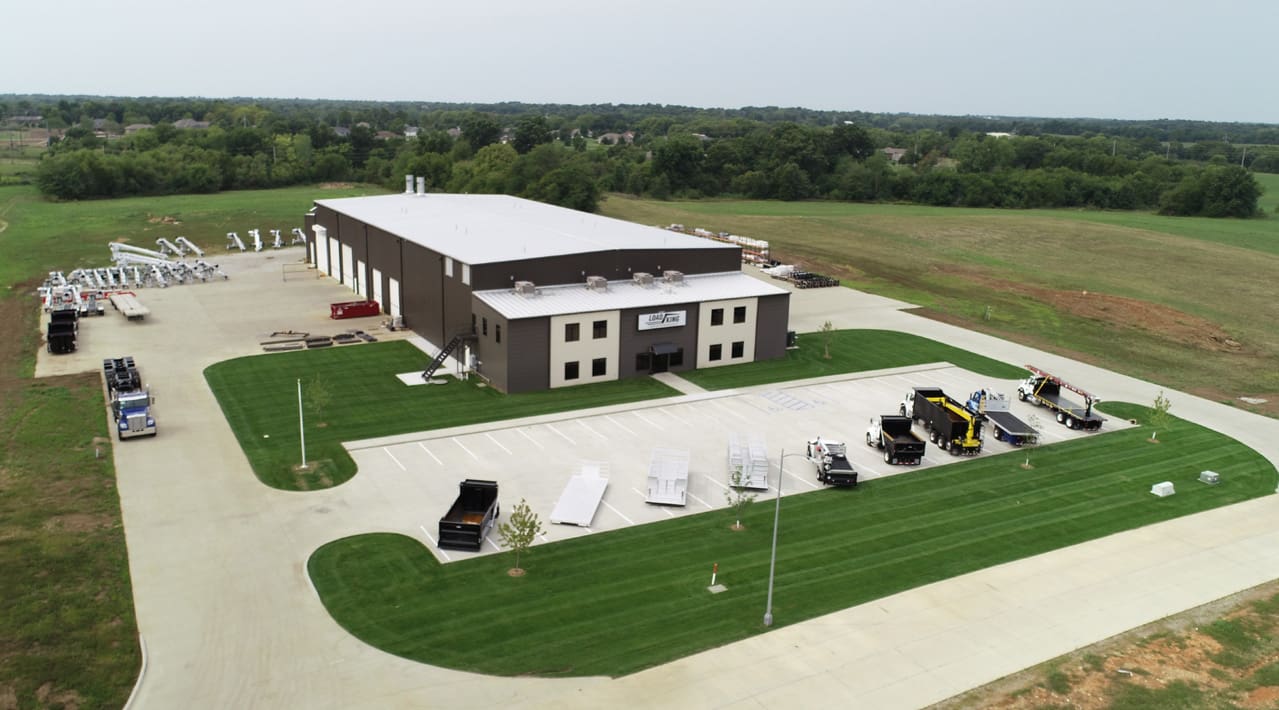 Sedalia, MO – Custom Truck One Source