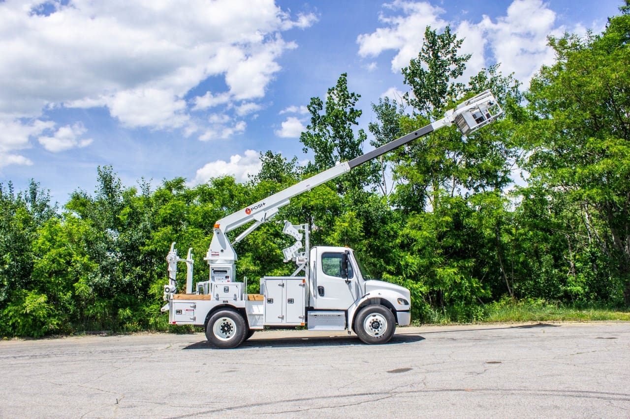 Posi+ Linerunner 800 Cable Placer Bucket Truck