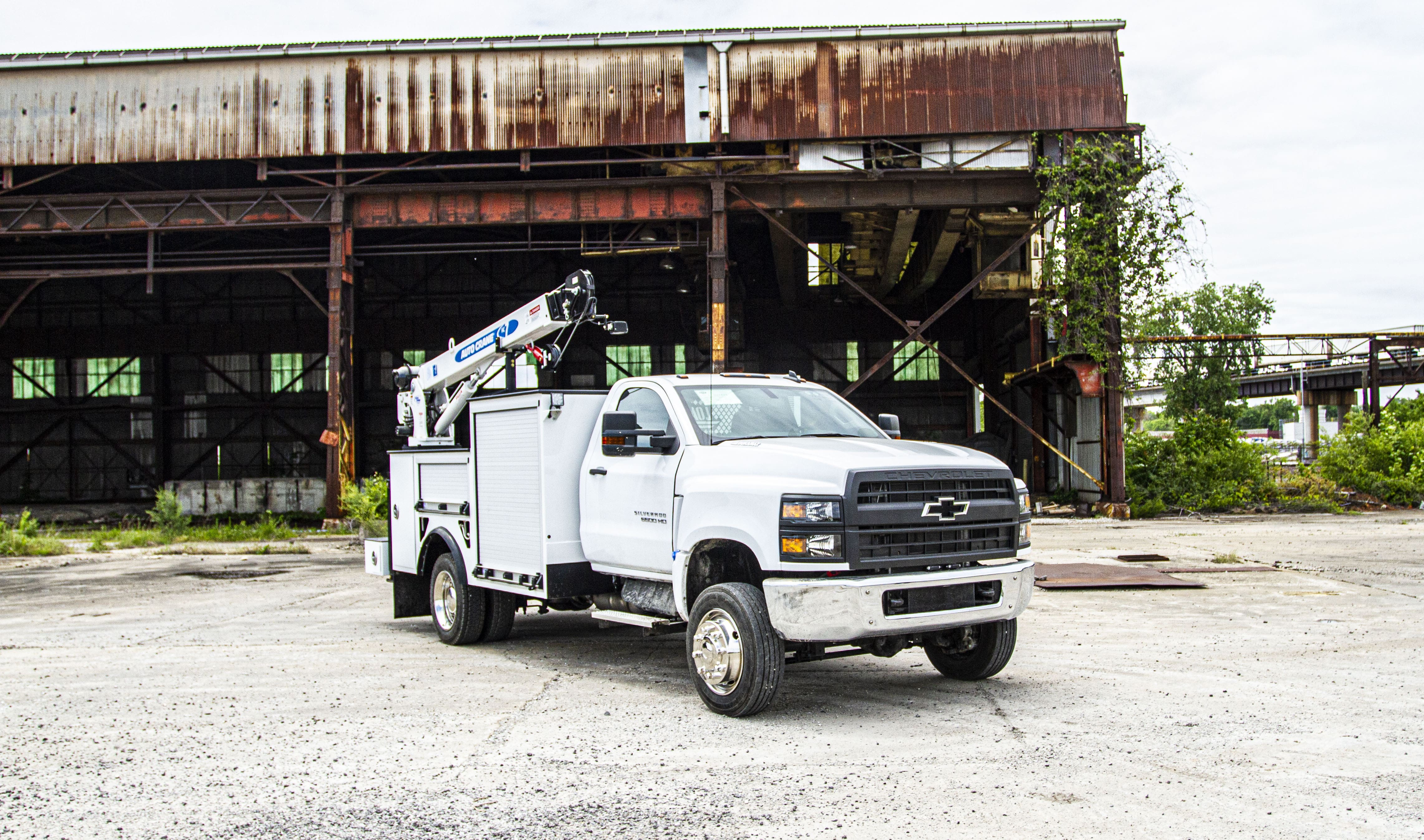 Service Trucks - Chevrolet - Voyager I by Load King