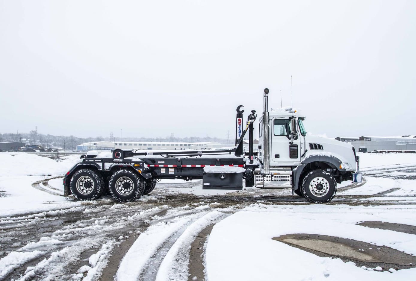 Hook Lift Hoist Roll-Off Truck