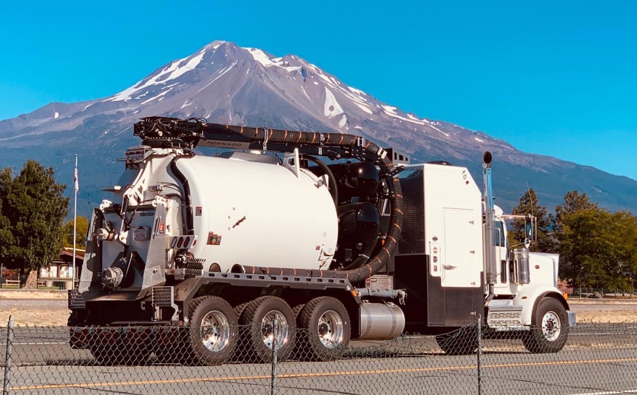 Hydrovac by Mountains