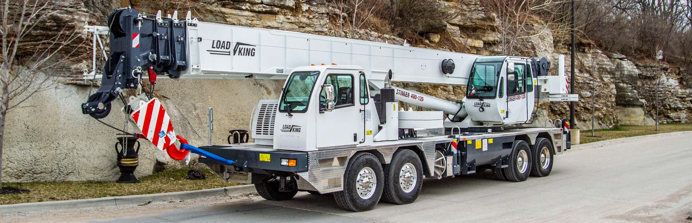 Load King 480-126 Truck Crane