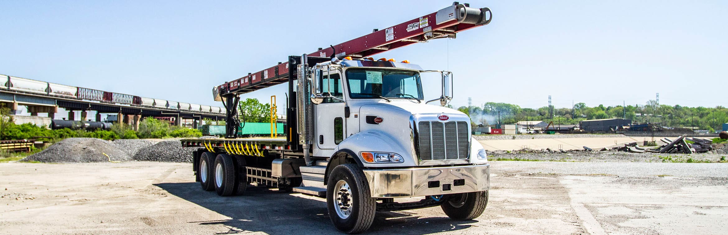 Roofing Conveyor on Peterbilt