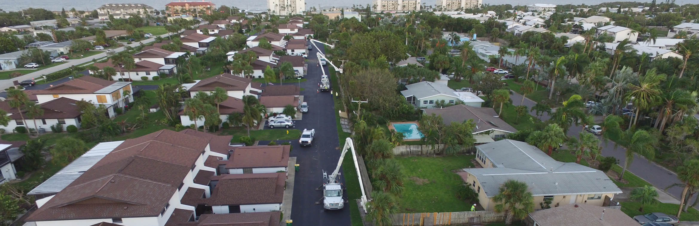 Bucket Trucks Working in Florida after Hurricane