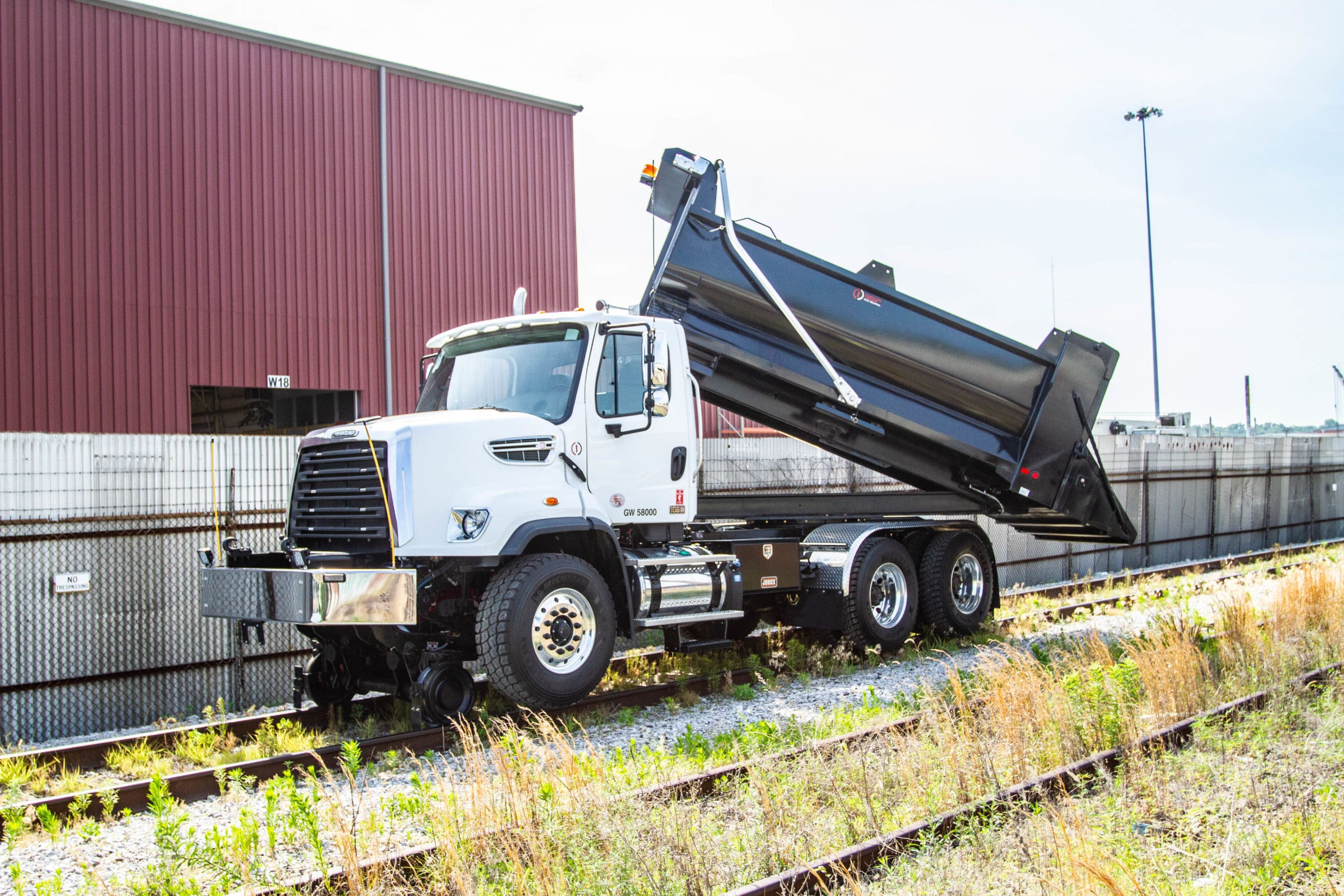 760 Hi-Rail Rotary Dump Truck