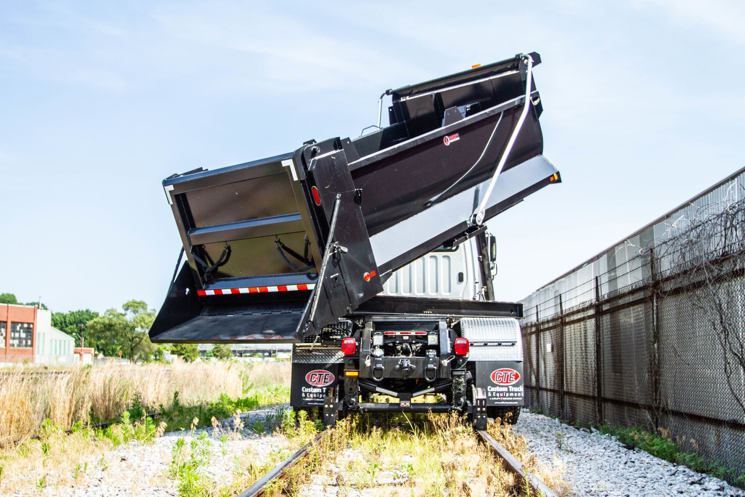 a rotary dump, often used for ballast work, using it's rotary mechanisms