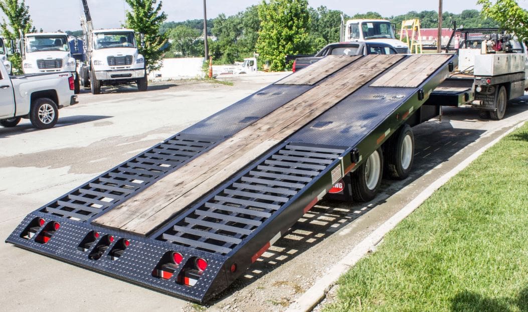 LOAD KING LK-20-TT 20-TON TAG-AND-TILT TRAILER