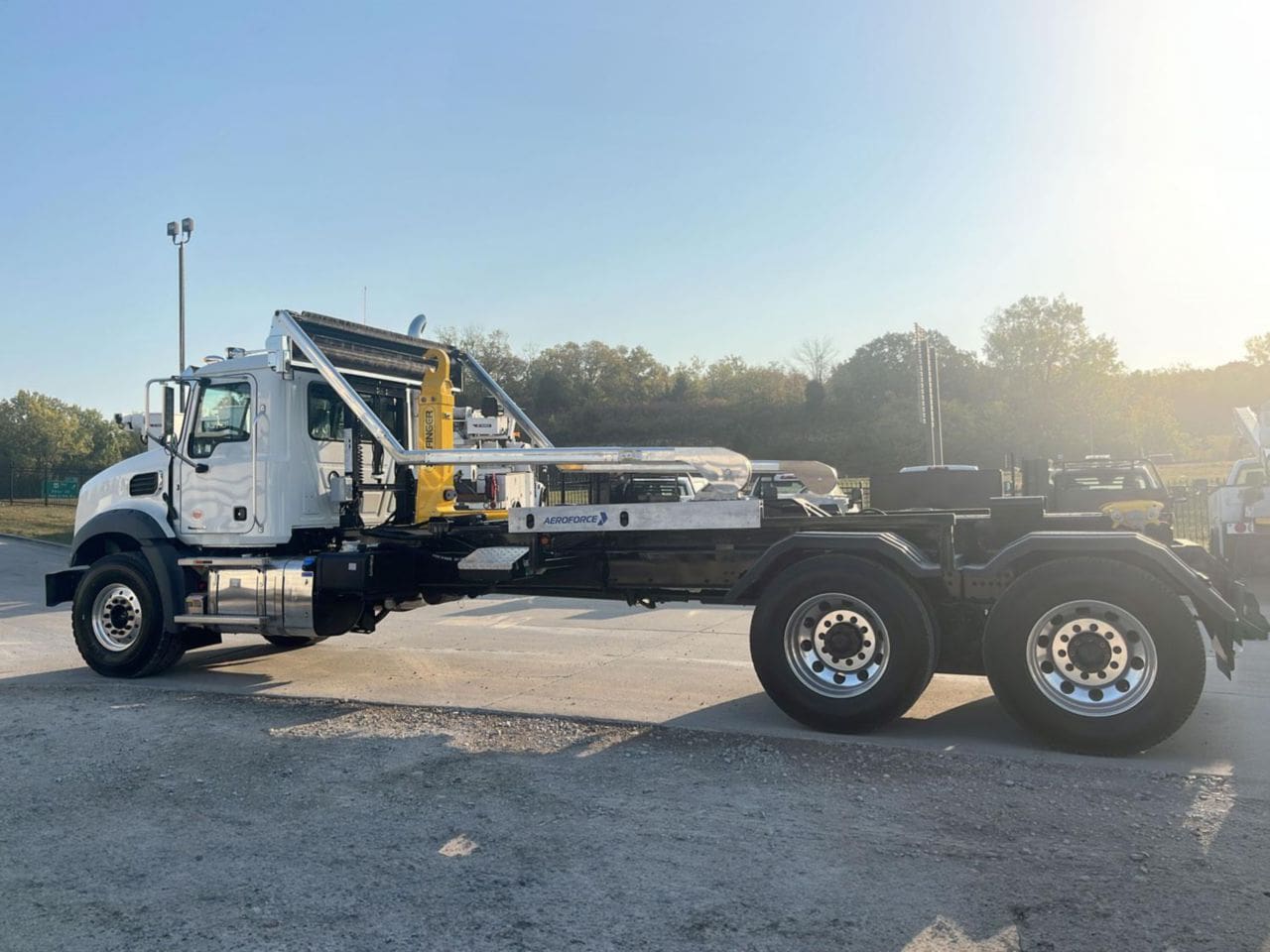 Palfinger HT 500 – Custom Truck One Source